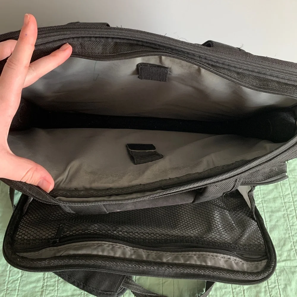Black Dell Briefcase Satchel Shoulder Laptop Computer Bag